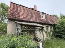 Woonhuis met schuur op 1.309 m² perceel in Jänkendorf - Duitsland