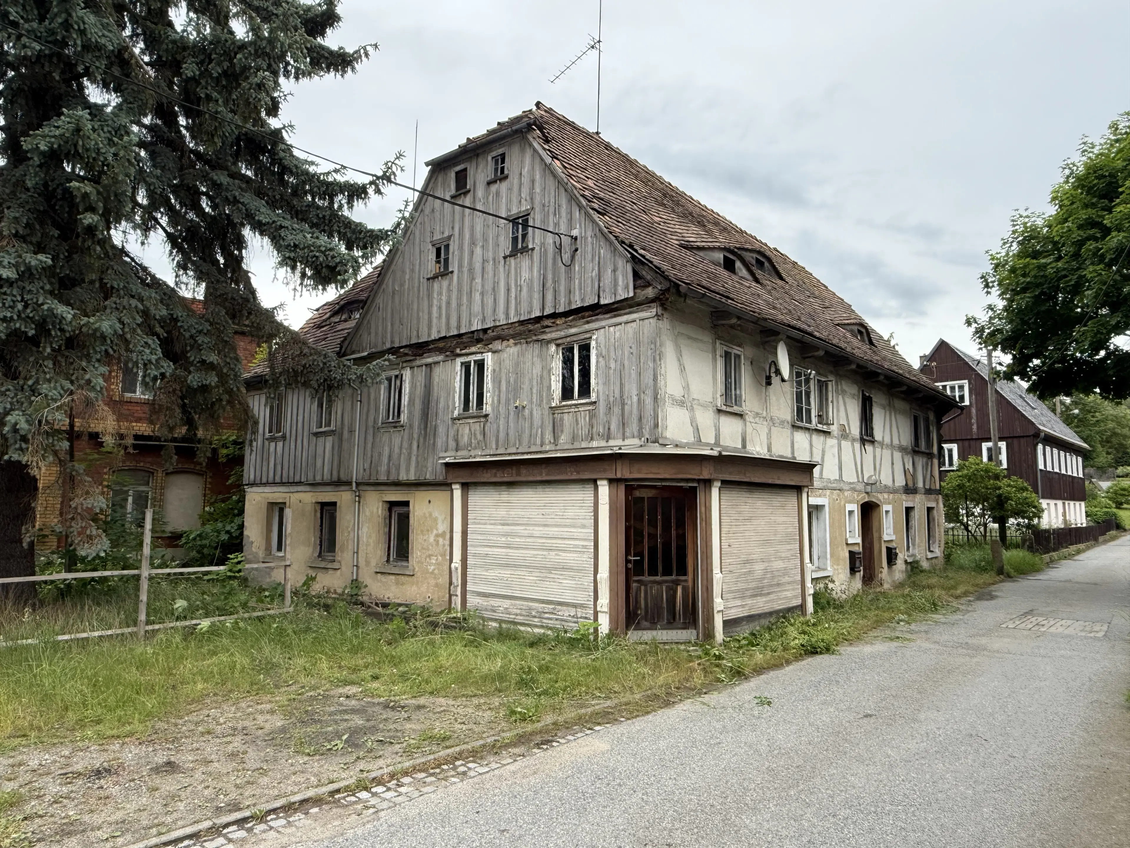 Vakwerkhuis op perceel van 520 m² in Seifhennersdorf - Duitsland