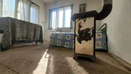 Huis en 790 m² grond en bijgebouwen in Kireevo - Bulgarije