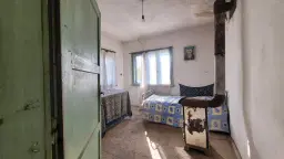 Huis en 790 m² grond en bijgebouwen in Kireevo - Bulgarije