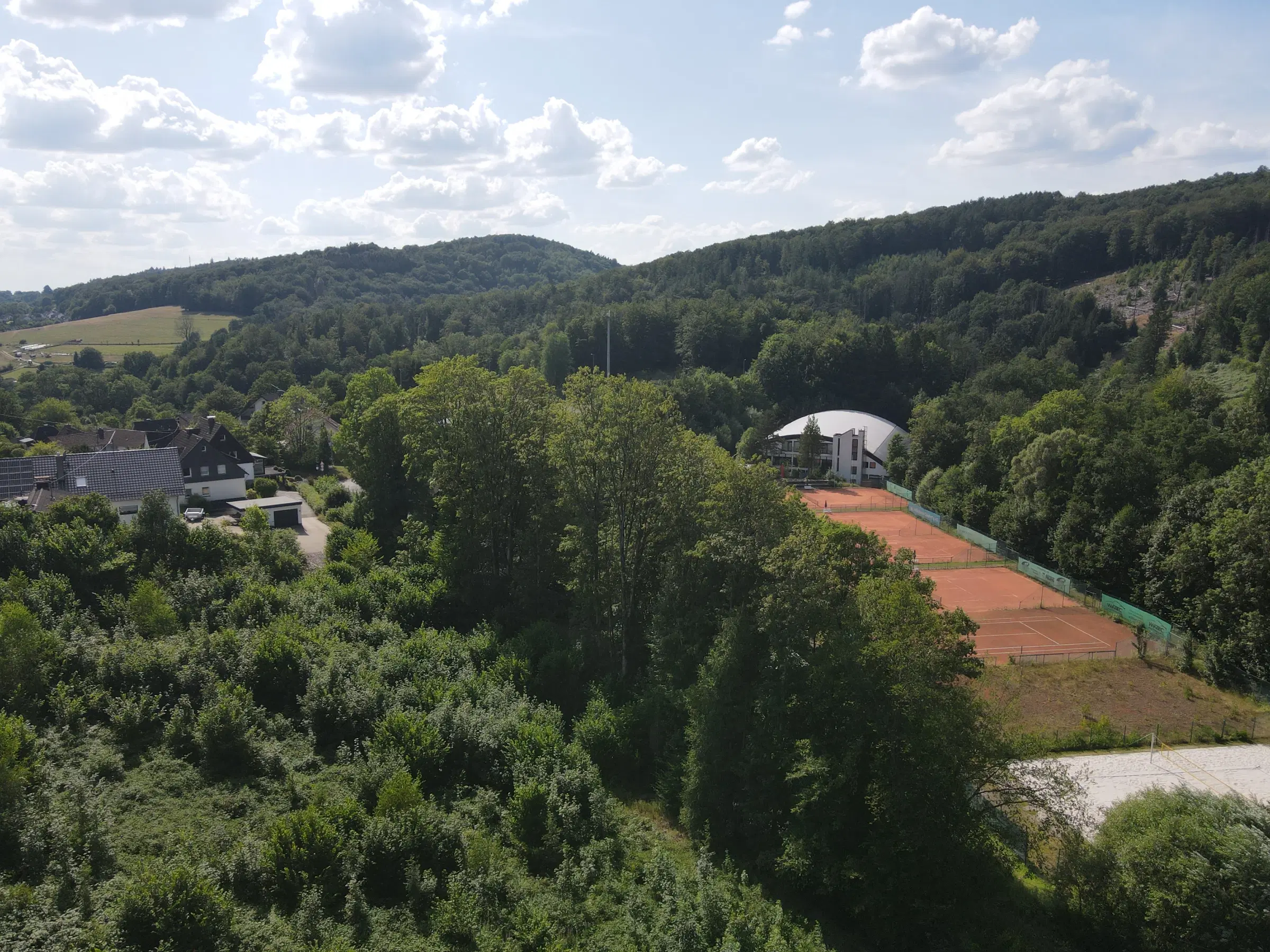 701 m² eigendomsperceel aan de rand van Gummersbach, nabij Winterberg - Duitsland