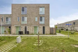 Almere, Adriaan de Grootpad 120