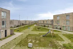 Almere, Adriaan de Grootpad 120