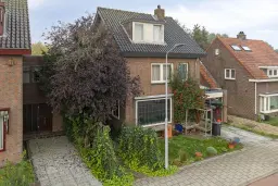 Badhoevedorp, Nieuwemeerdijk 121