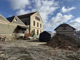 Voormalige textielfabriek op perceel van 5.493 m² - Walddorf- Duitsland
