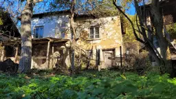 Huis met een perceel van 3.995 m² en bijgebouwen in Kosta Perchevo - Bulgarije