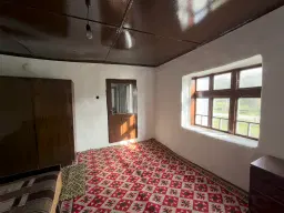 Huis op perceel van 1.900 m² in Slatina, regio Silistra - Bulgarije