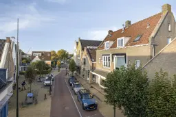 Nieuwerkerk aan den IJssel, Dorpsstraat 28 C en D