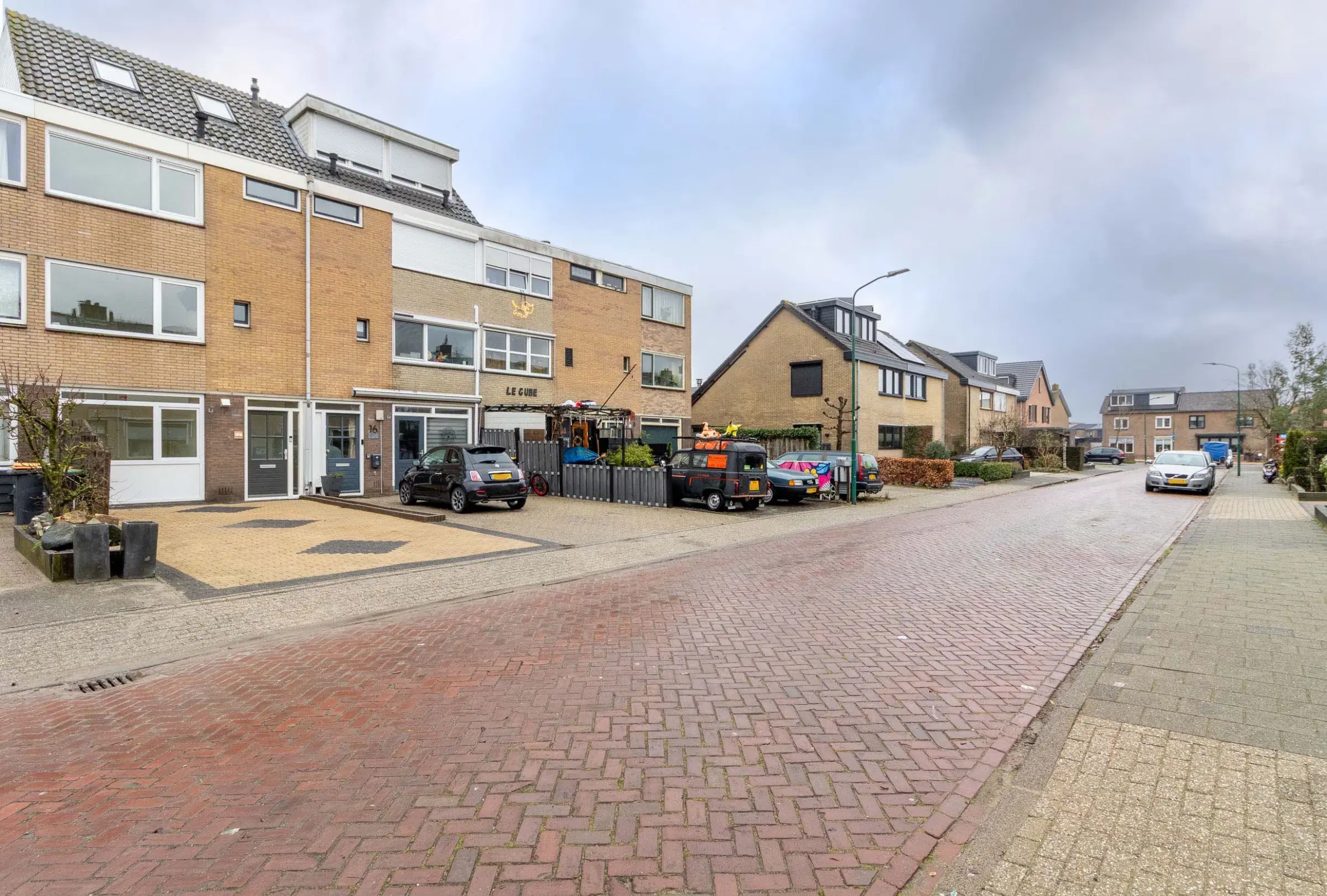 Bunschoten-Spakenburg, Da Costastraat 18