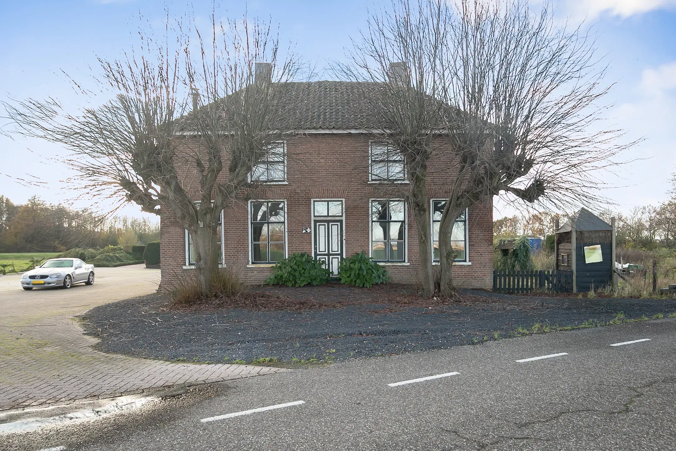 Kerk-Avezaath, Woerd 43