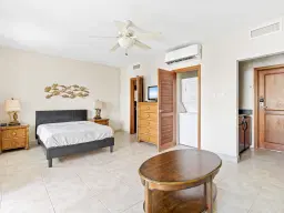 Appartement (A-15) gelegen in Tower Building van Rainbow Beach Club te Sint Maarten