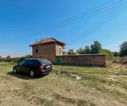 Huis met 2.170 m2 grond en bijgebouwen in Gorna Studena (Veliko Tarnovo) - Bulgarije