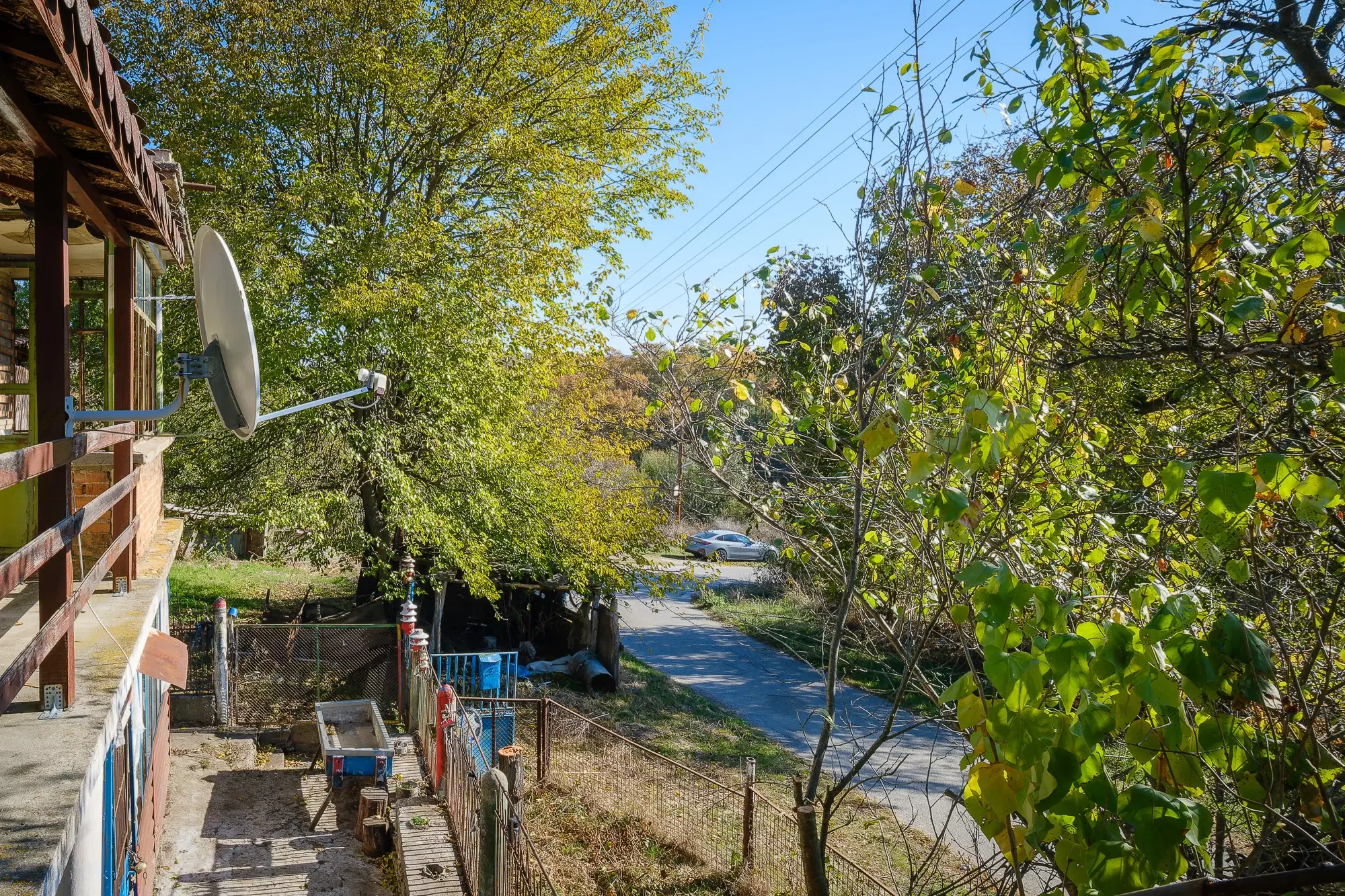 1.835 m² grond met huis en bijgebouw - Izvor Mahala - Bulgarije