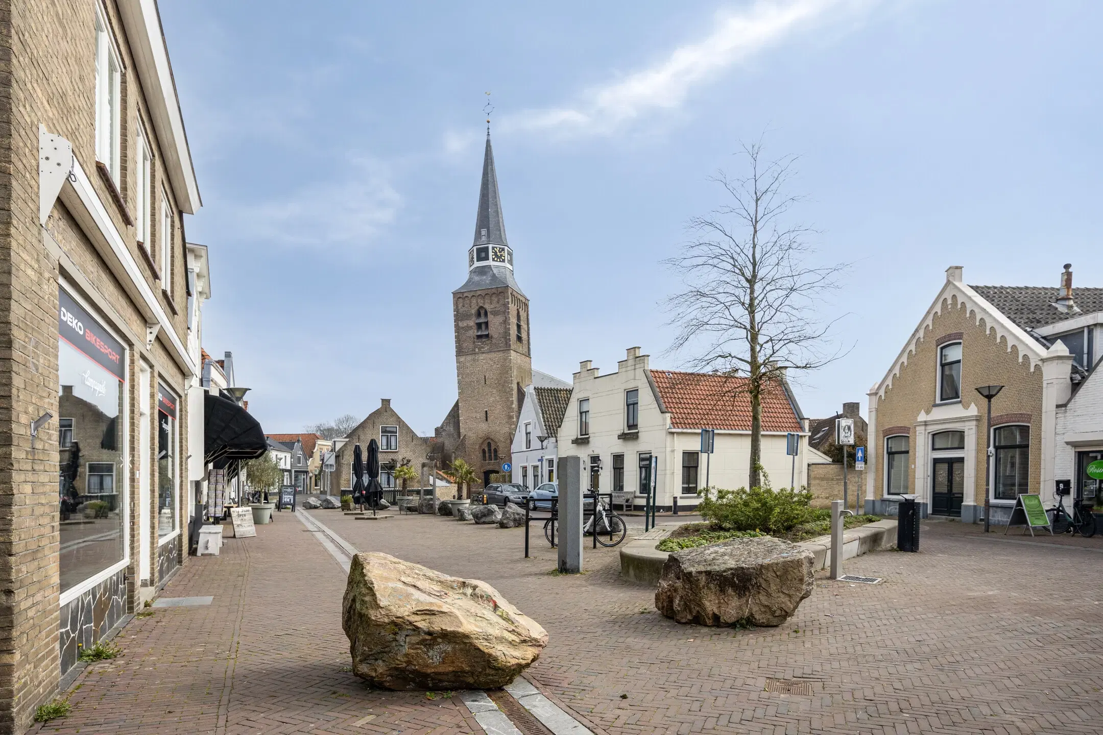 Zuidland, Raadhuisstraat 12