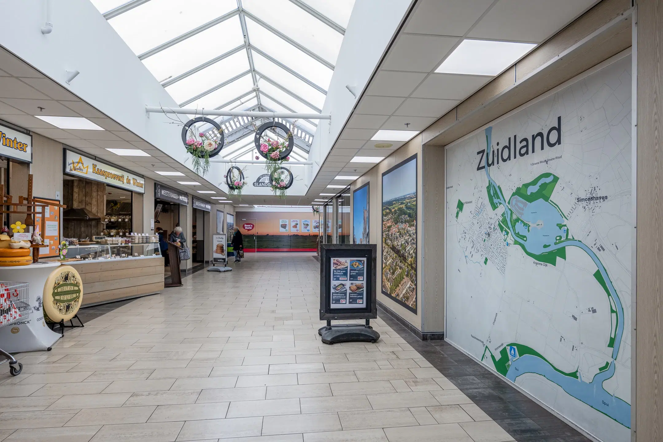 Zuidland, Raadhuisstraat 12