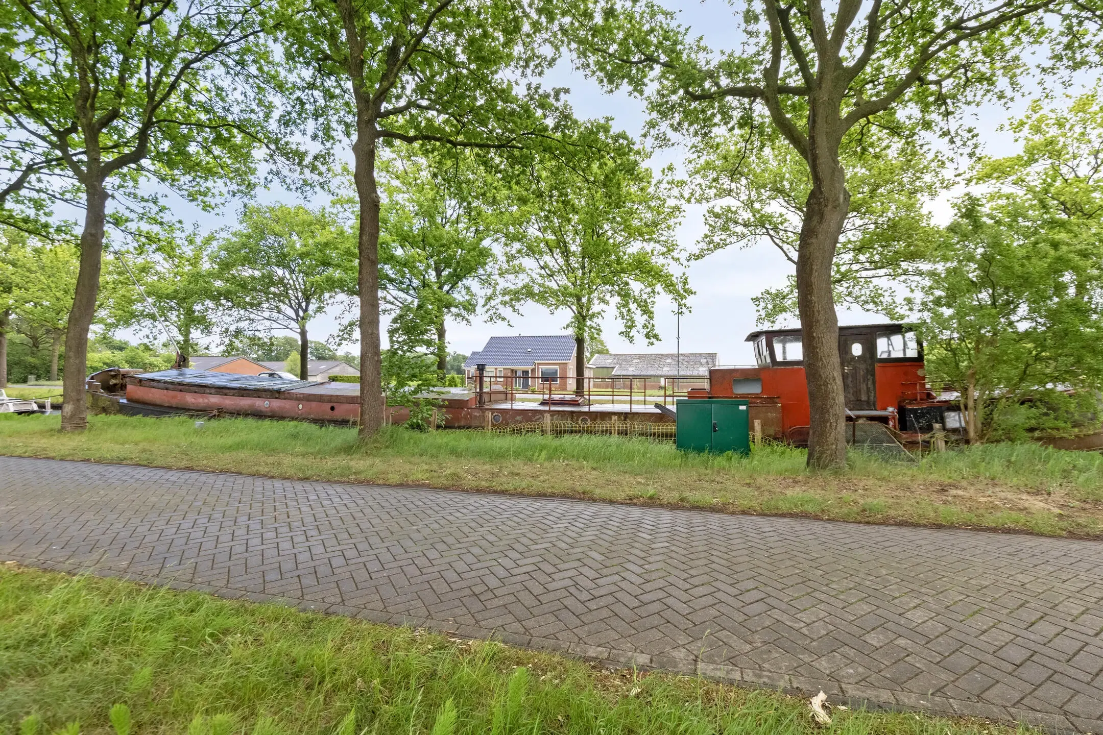 Woonboot genaamd SPES