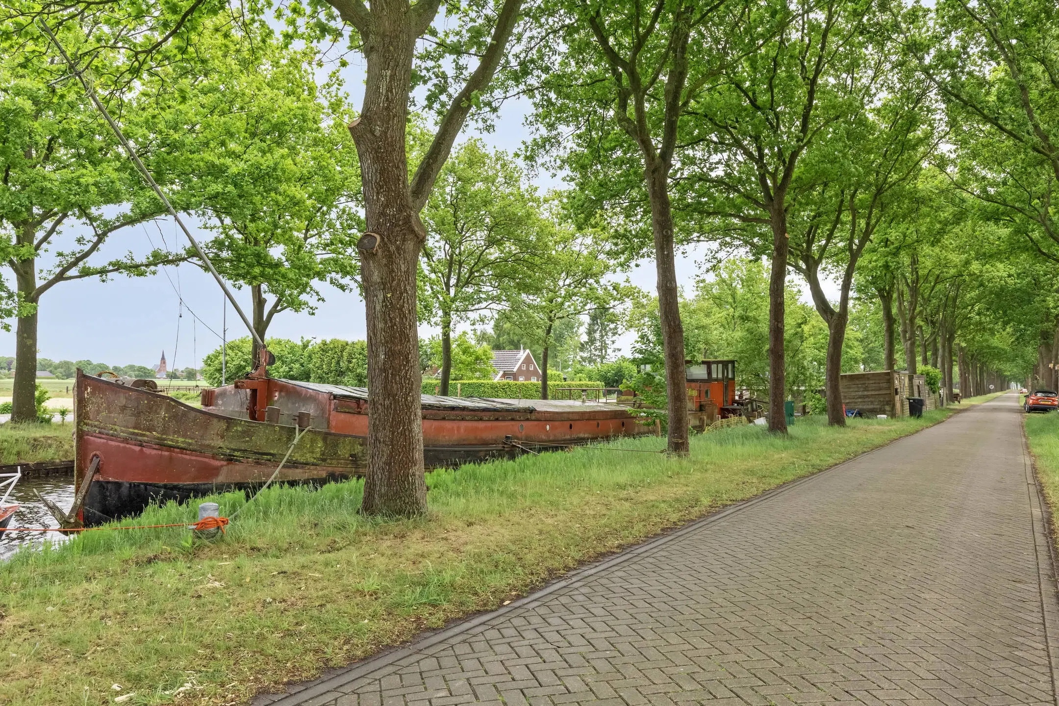 Woonboot genaamd SPES