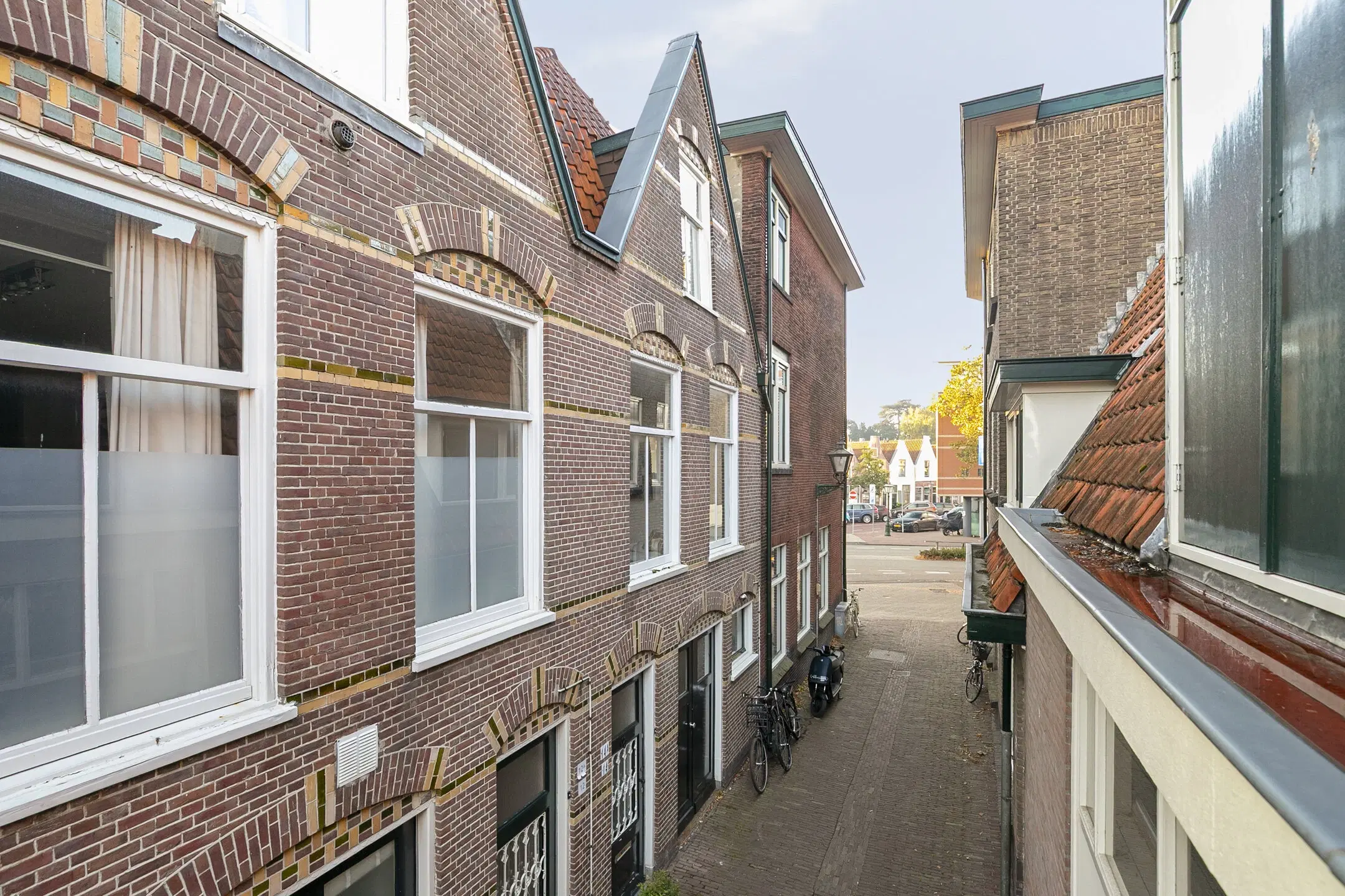 Leiden, Nieuwebrugsteeg 14 en 14A
