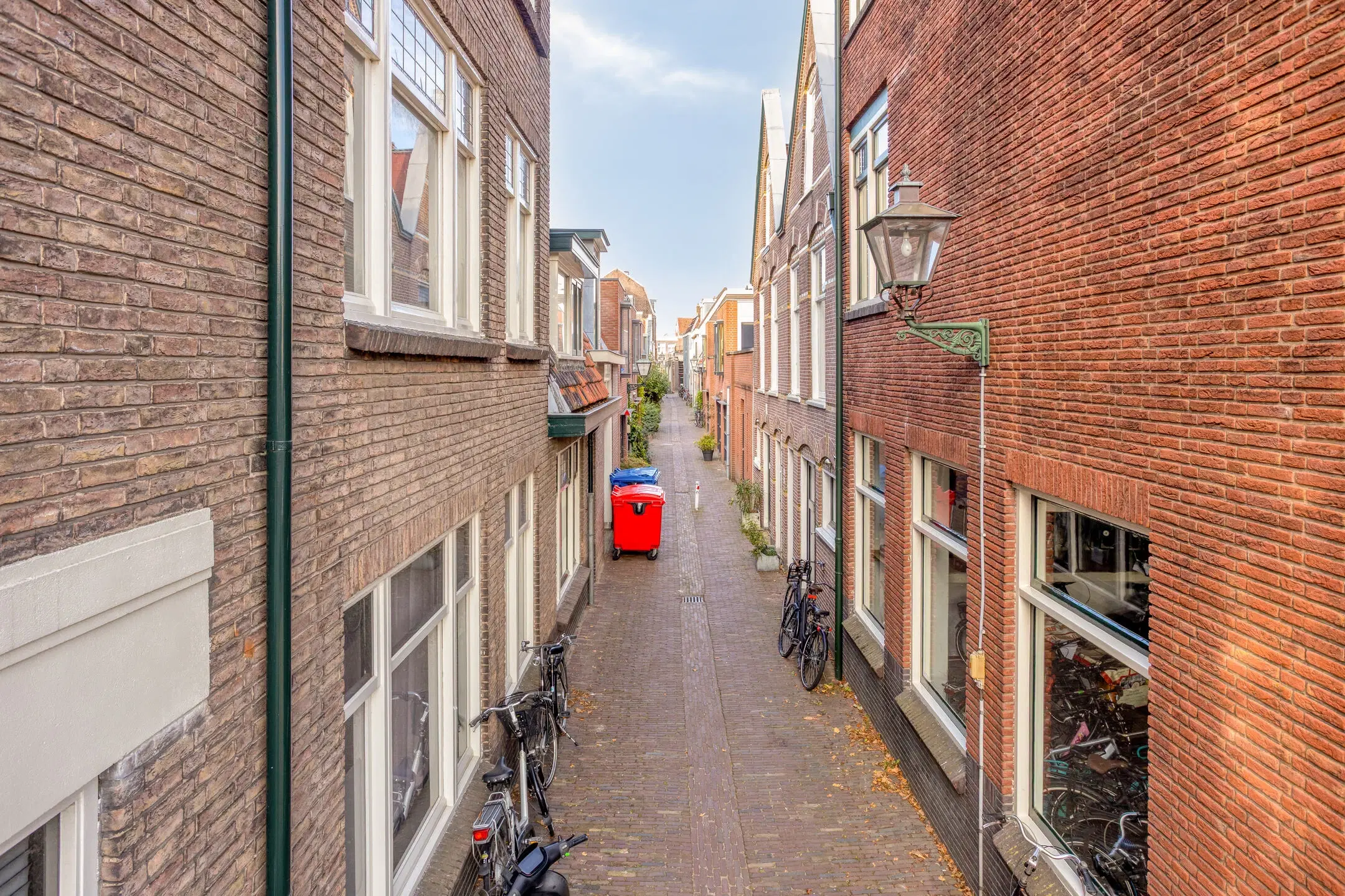 Leiden, Nieuwebrugsteeg 12 en 12A