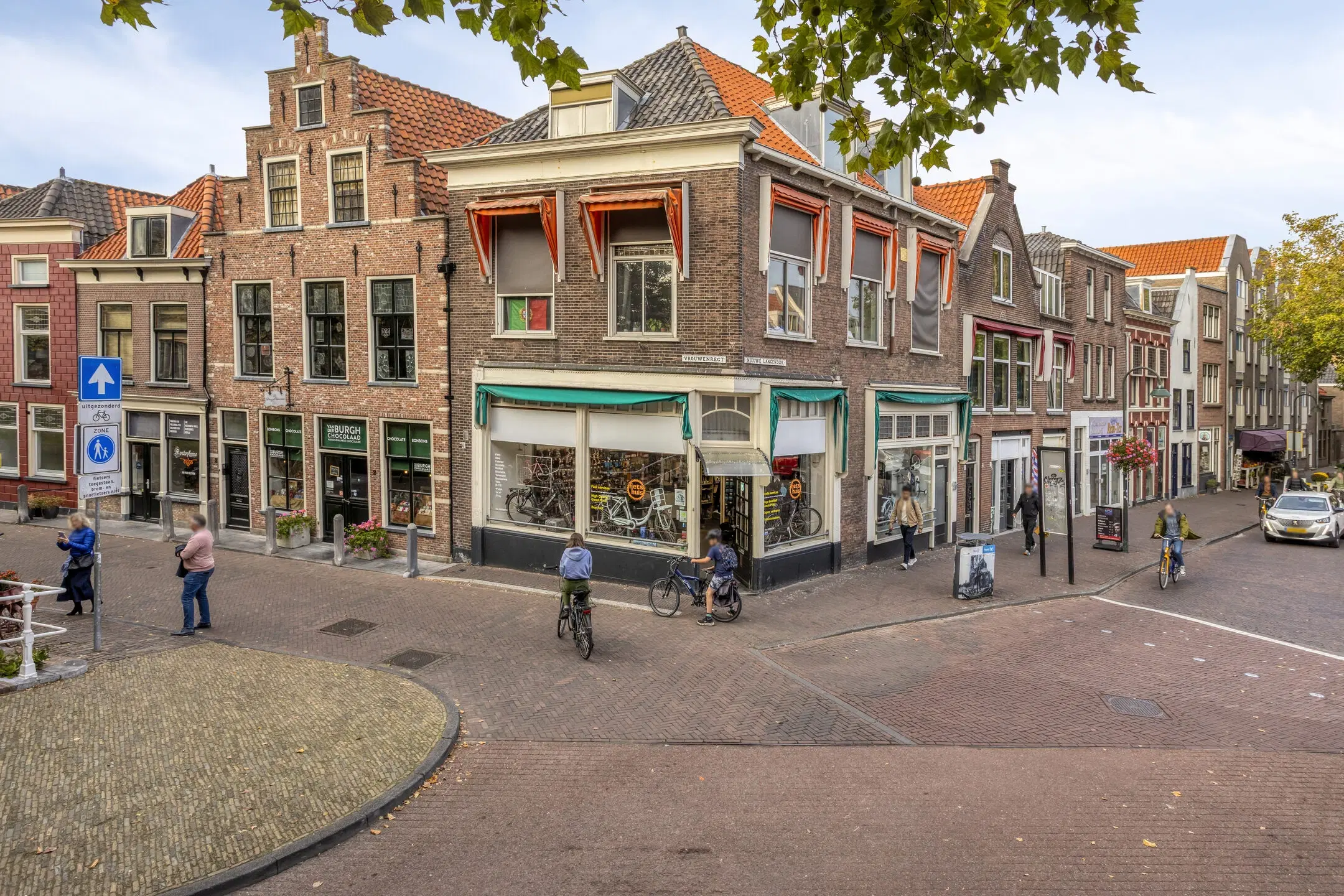Delft, Nieuwe Langendijk 2