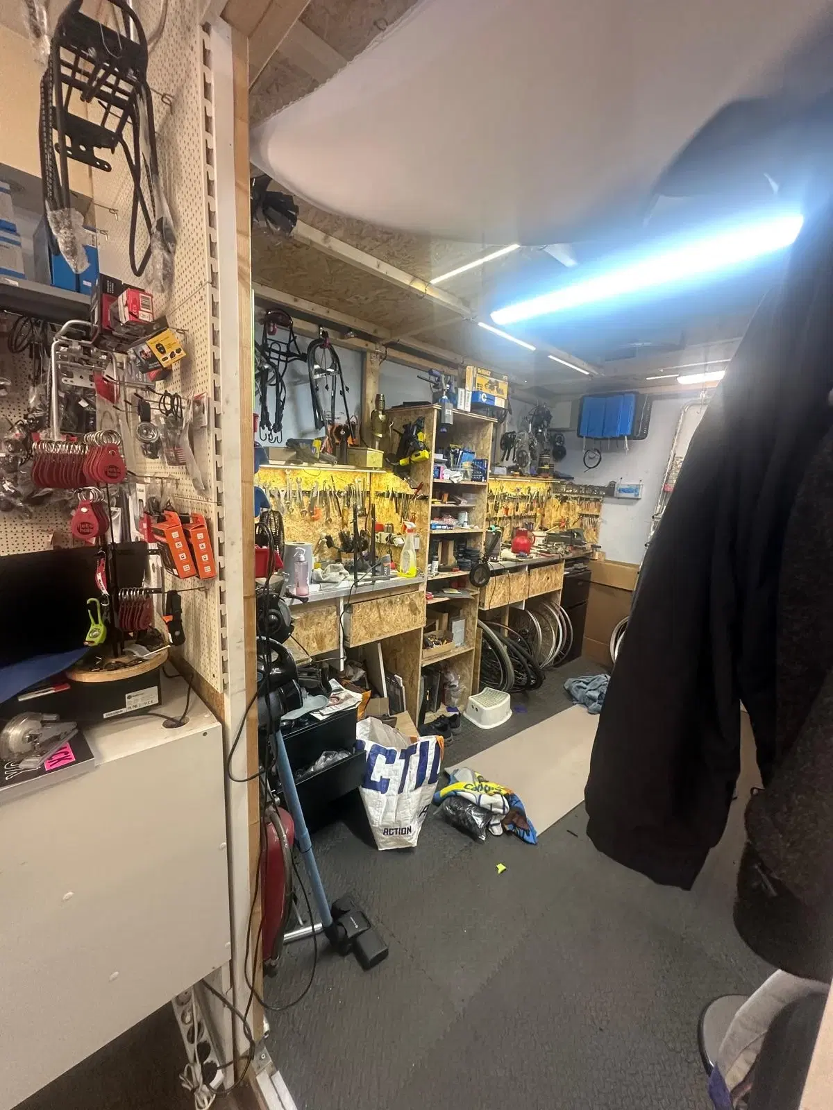 Delft, Vrouwenregt 1