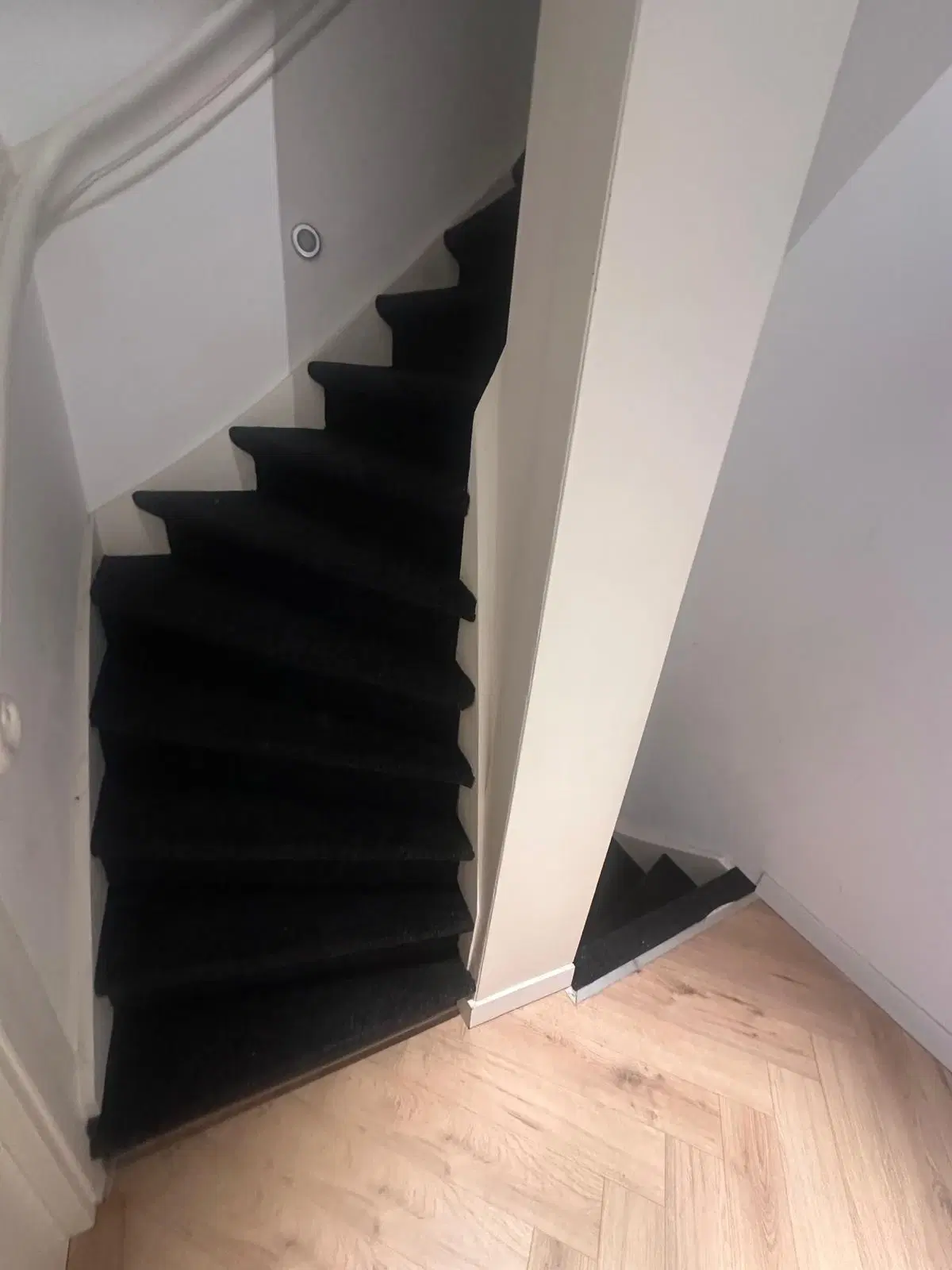 Delft, Vrouwjuttenland 5 - 7