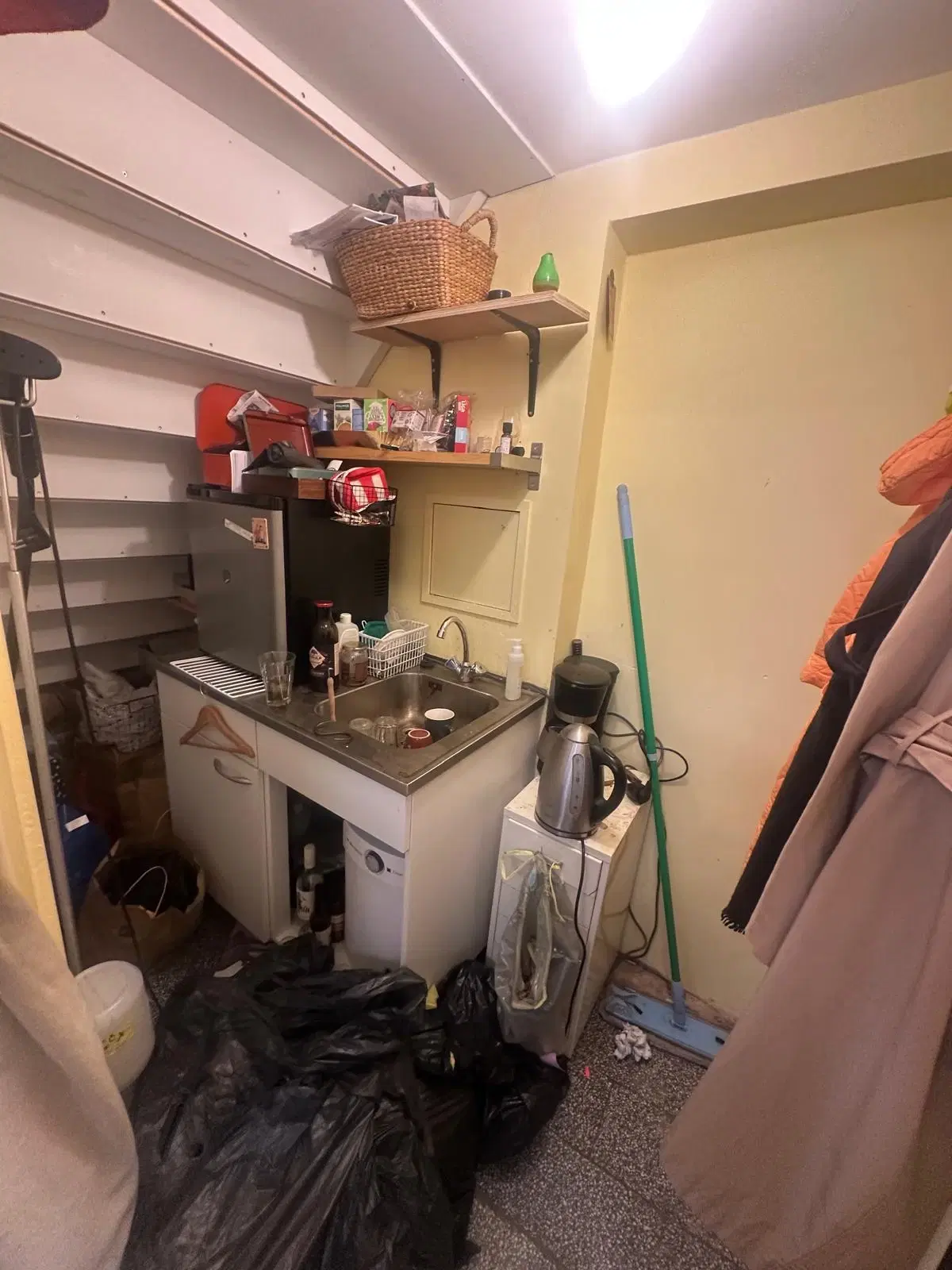 Delft, Vrouwjuttenland 5 - 7