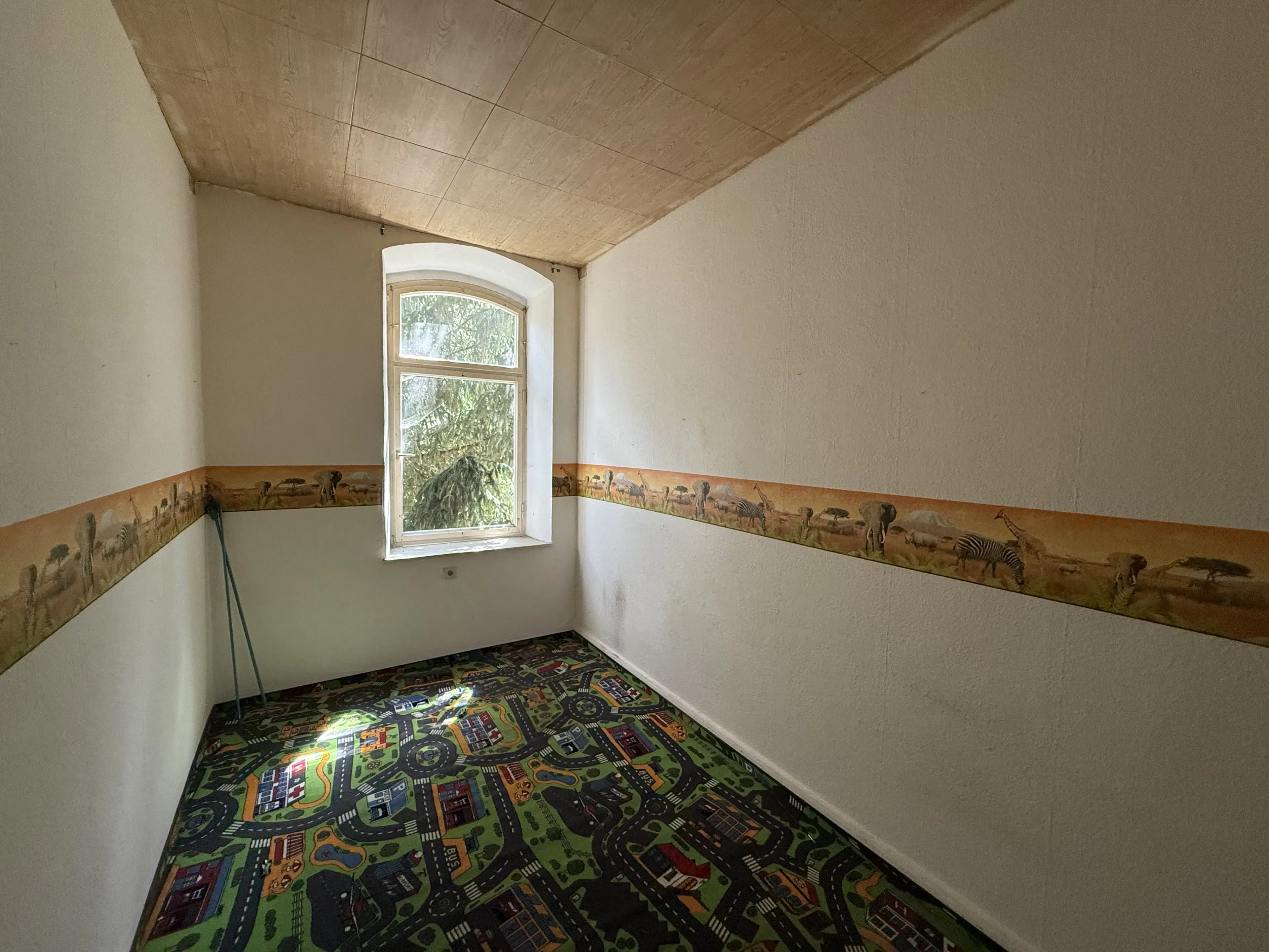 Beleggingsobject fabrikantenvilla in Mohlsdorf-Teichwolframsdorf, Thüringen - Duitsland