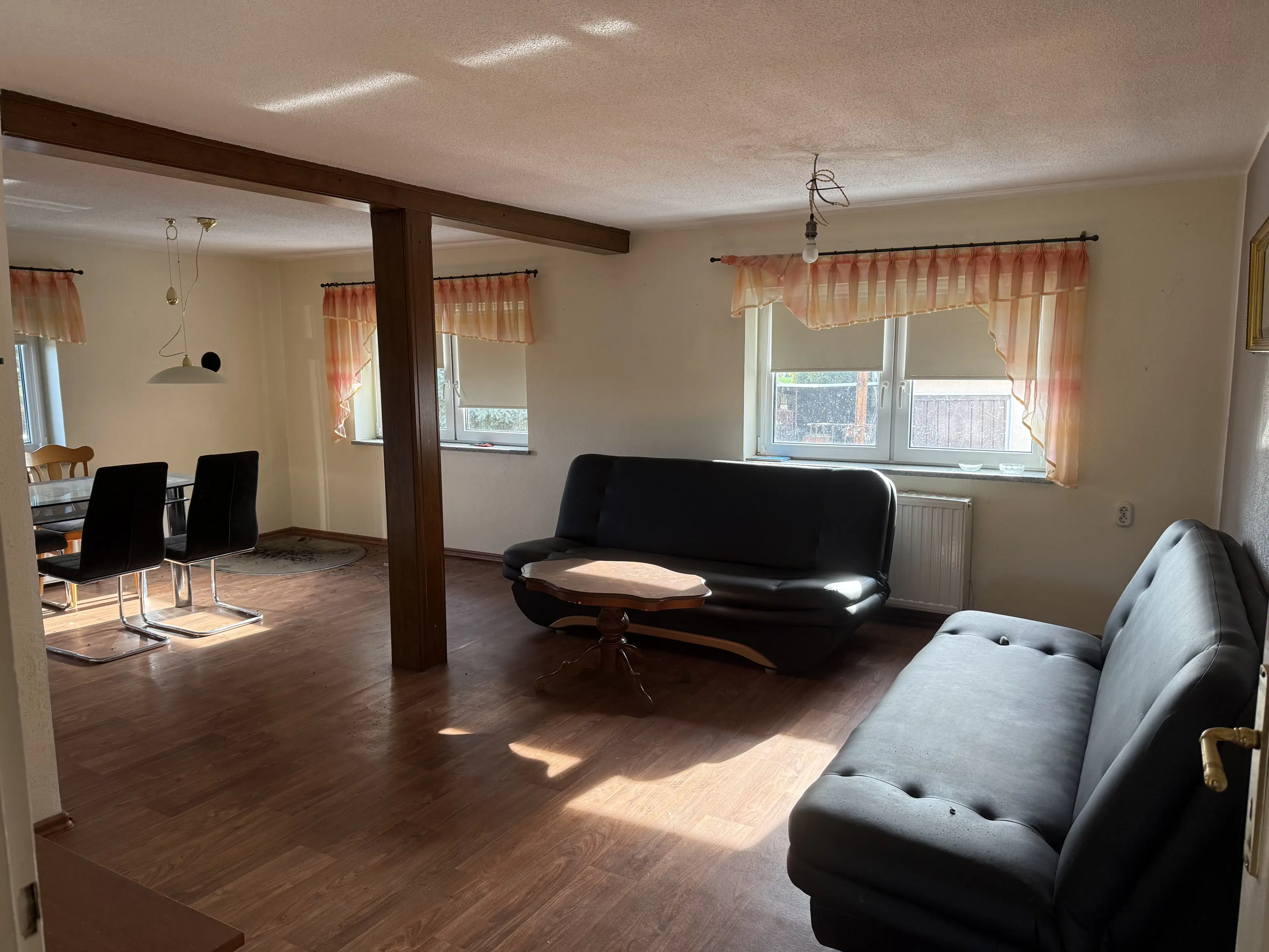 Hotel "Harry's Österreichische Hütte" met 13 kamers in Lawalde - Duitsland