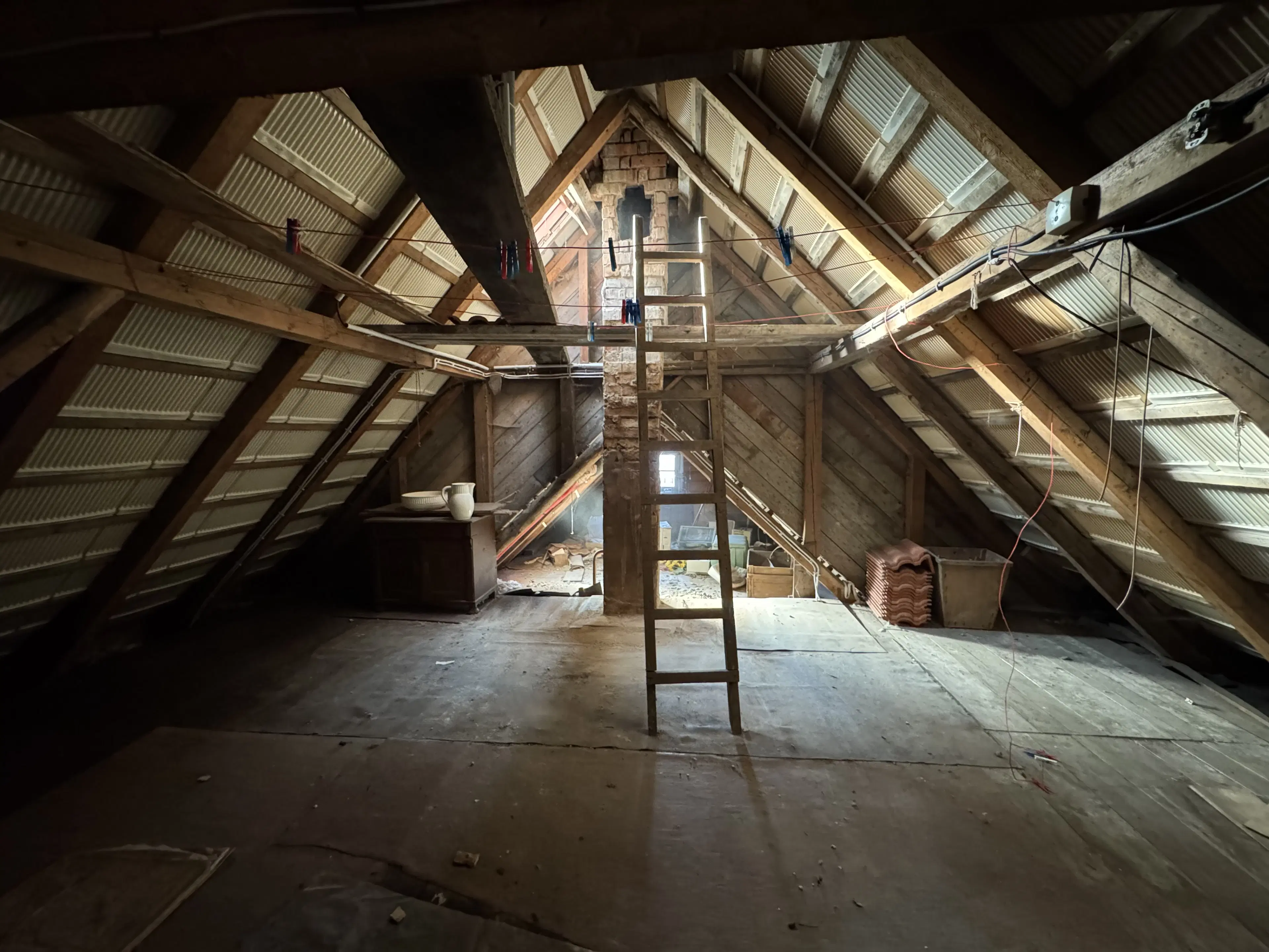 Vrijstaand gebouw in het heuvelachtige Schleusegrund, Duitsland