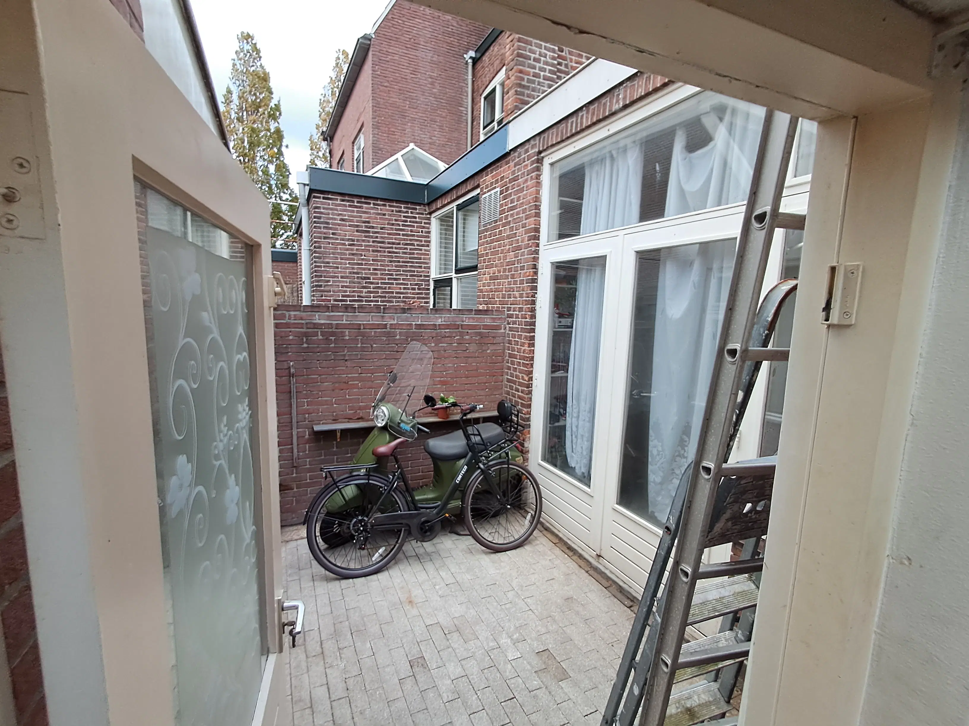 Hillegom, Weeresteinstraat 133