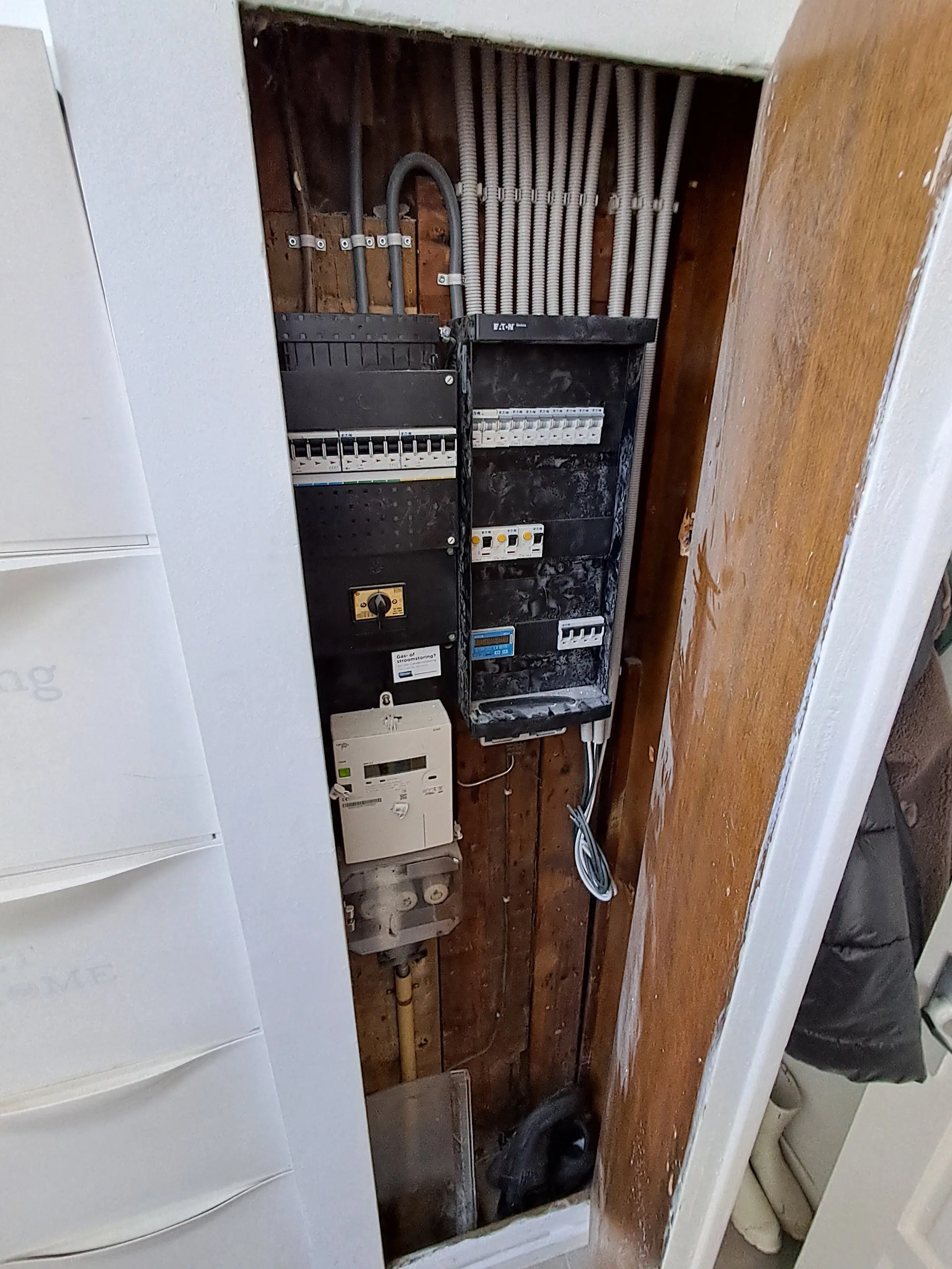 Hillegom, Weeresteinstraat 77 / Kortenbachstraat 1 en 3