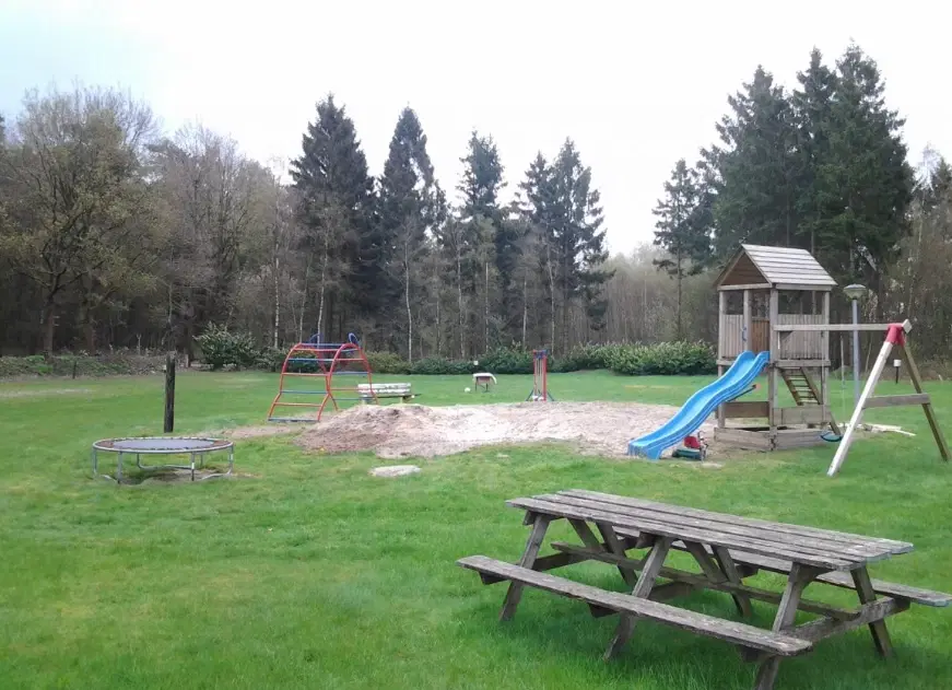 13 percelen grond gelegen op Resort de Moraine te Spier