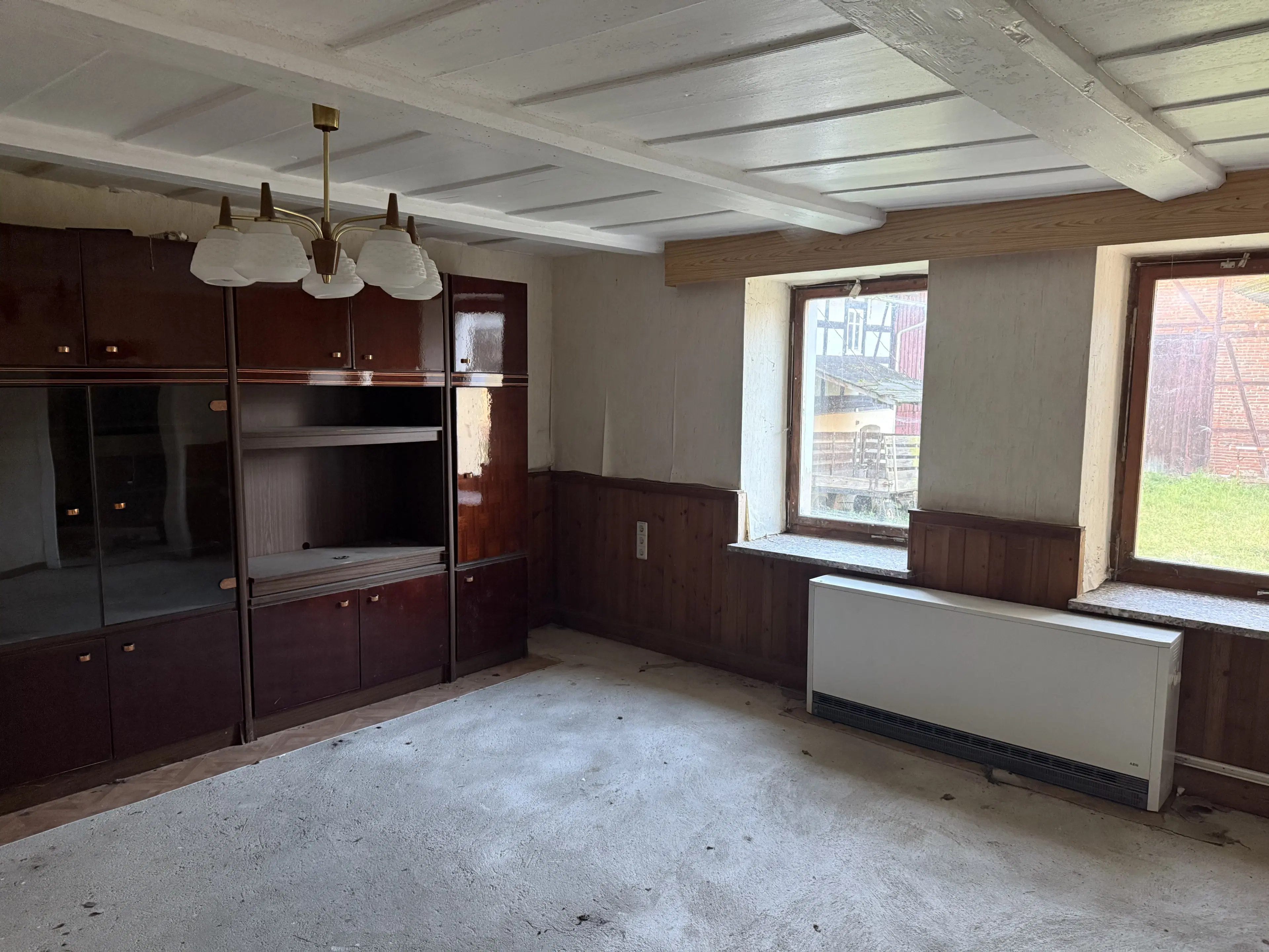 Idyllisch 4-zijdig landgoed op perceel van 3.451 m² in Heinsdorfergrund - Duitsland