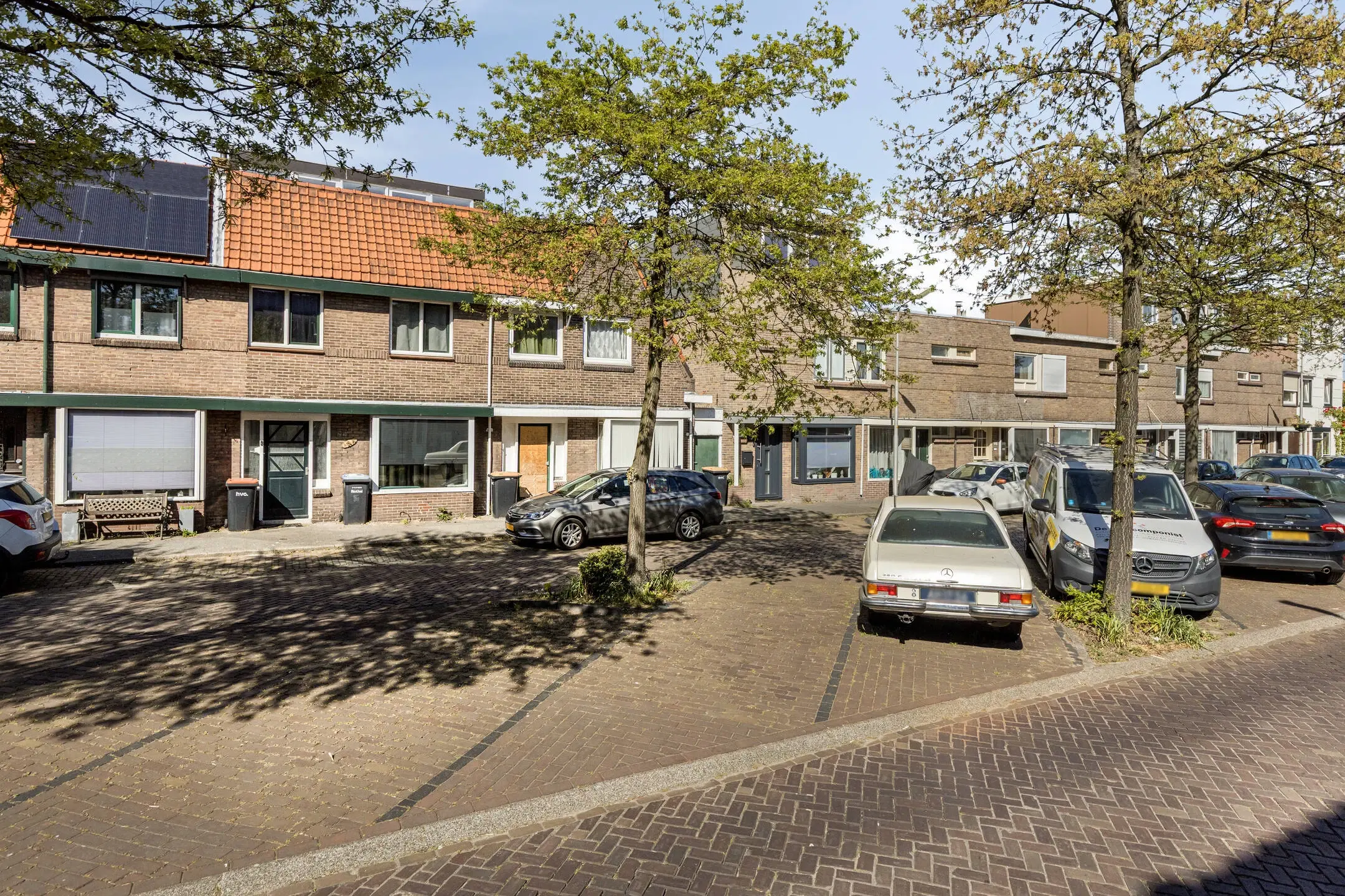IJmuiden, Wijk aan Zeeërweg 92