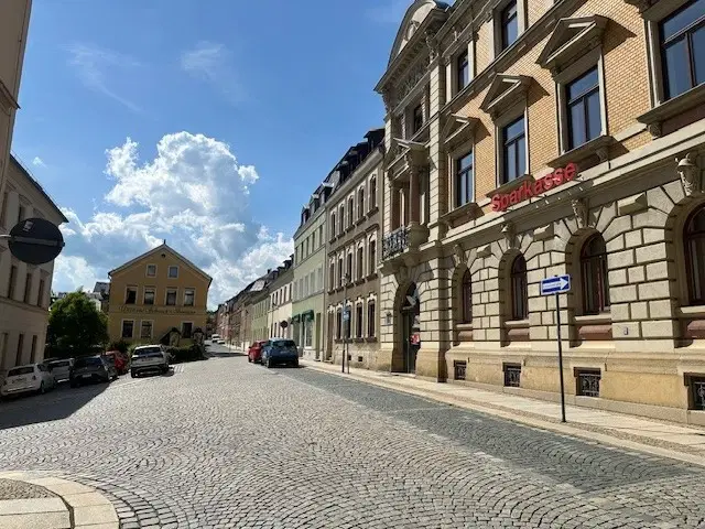 60 appartementen / studio’s, bouwjaar 1988, 25 verhuurd (€ 82.800,= huur) - Markneukirchen - Duitsland
