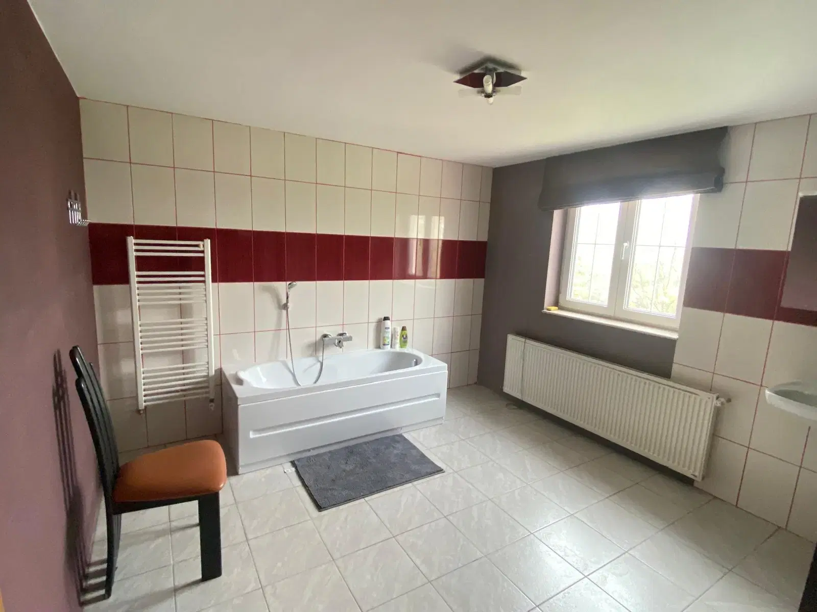 Degelijk gebouwd huis op 3.928 m² perceel in Valea Calugareasca, Judetul Prahova - Roemenië - 2008