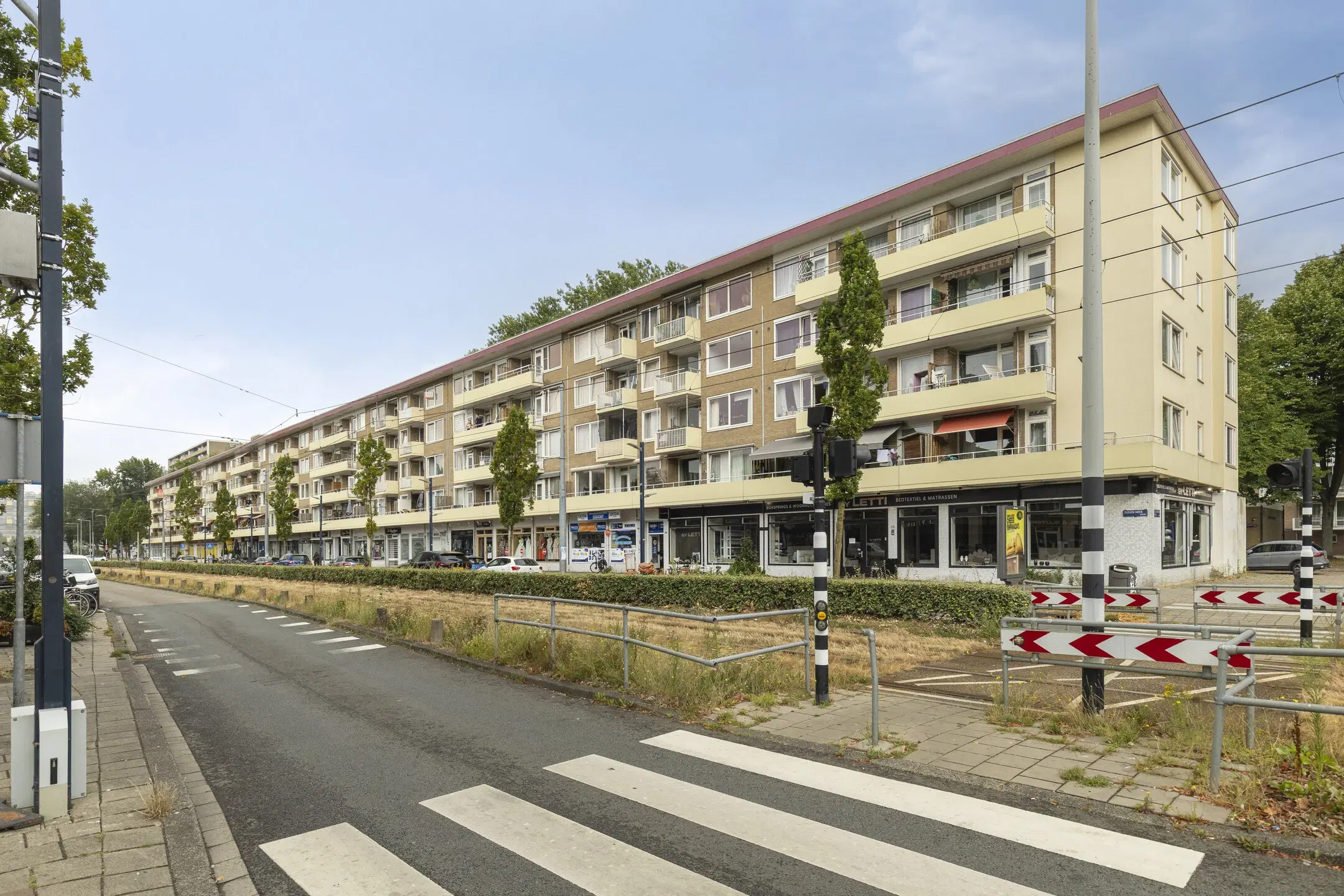 Amsterdam, Tussen Meer 234