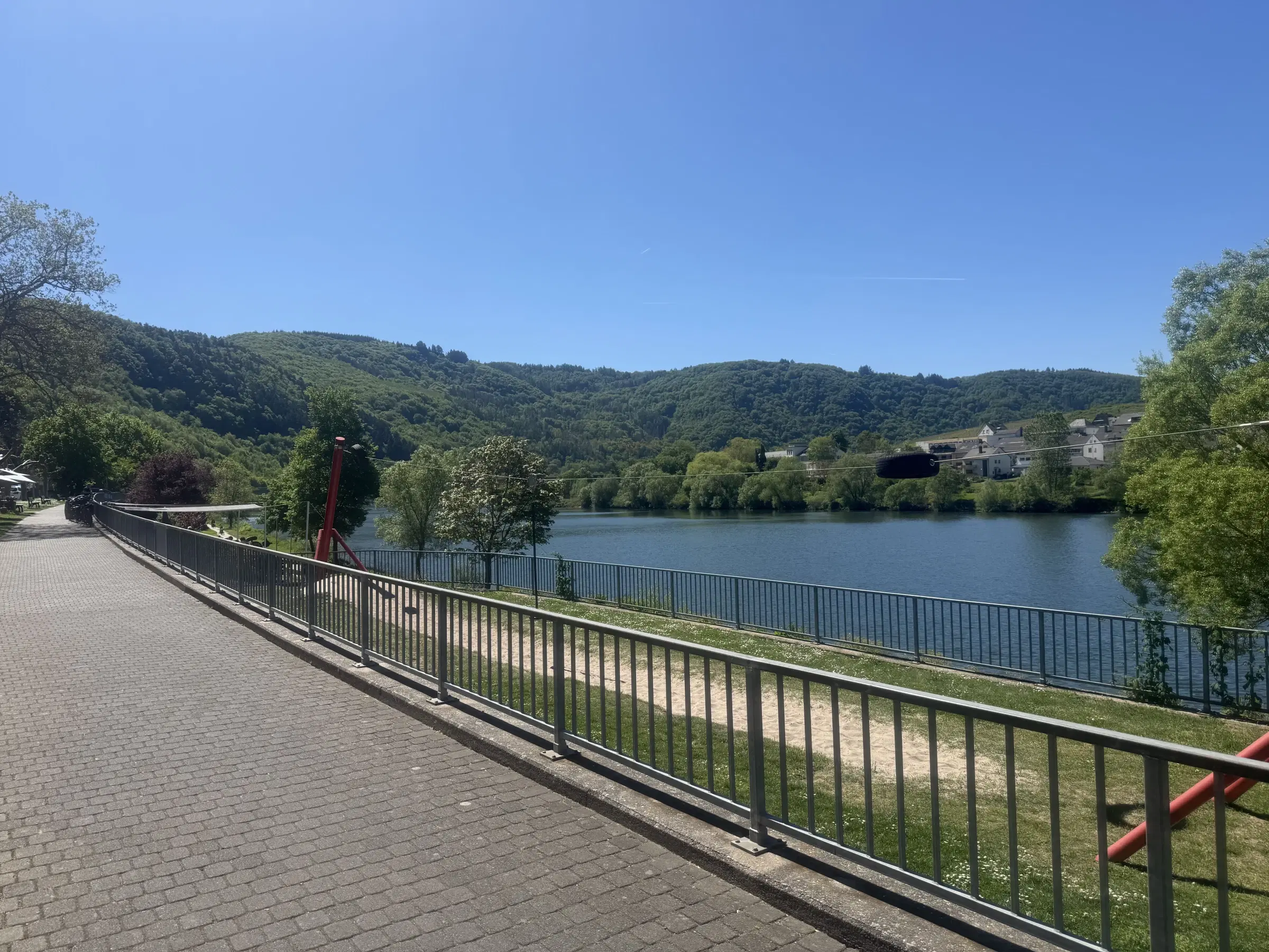 Perceel van 1.679 m² nabij Cochem - Duitsland