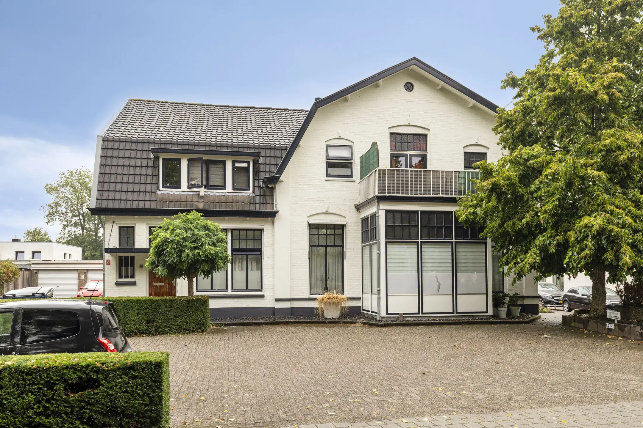 Zevenaar, Kerkstraat 46/Stationsplein 20