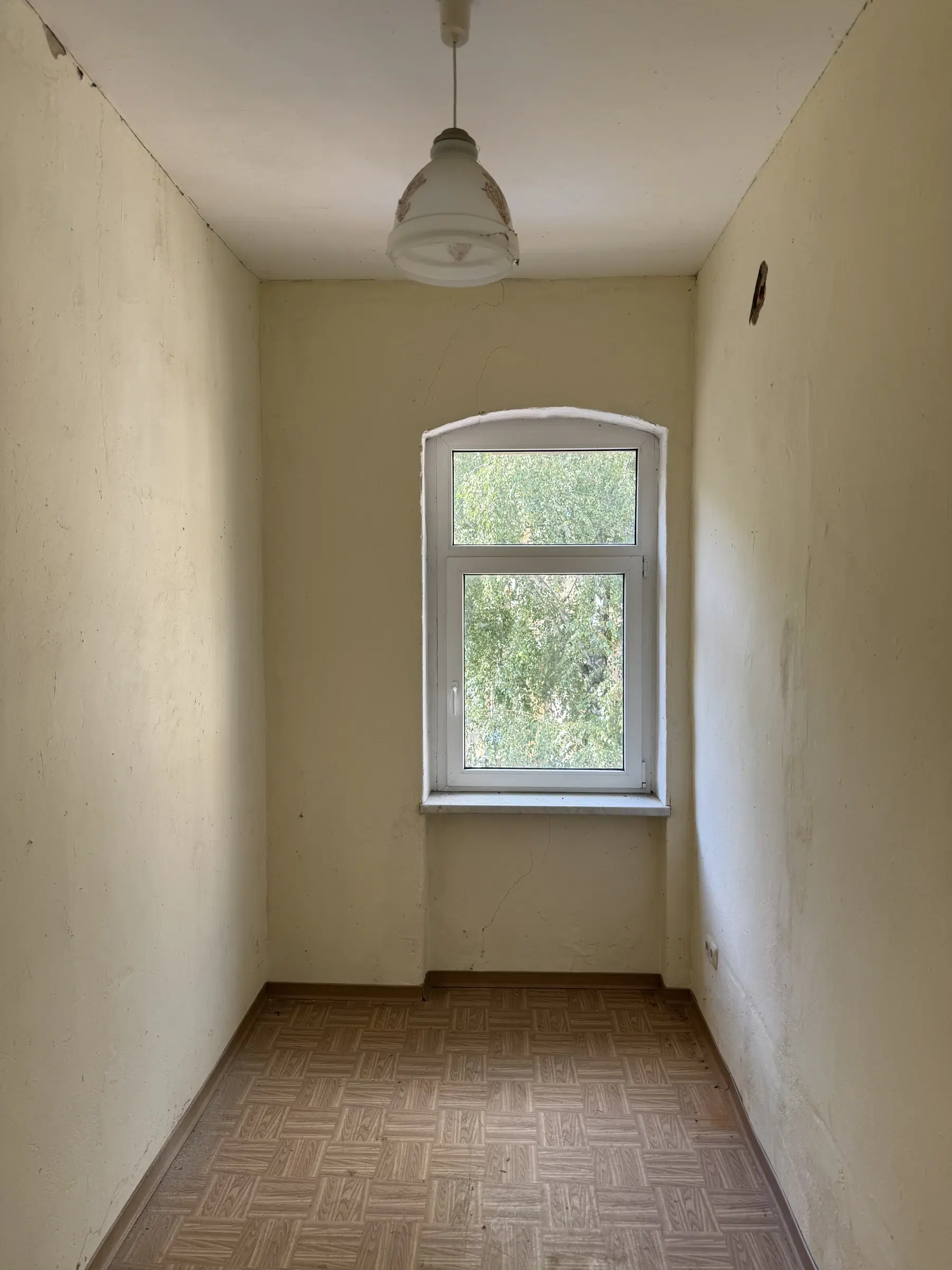 14 woningen (4 verhuurd, huursom = € 6.060,00) met 2.487 m² perceelgrootte, Zörbig, Leipzig – Duitsland
