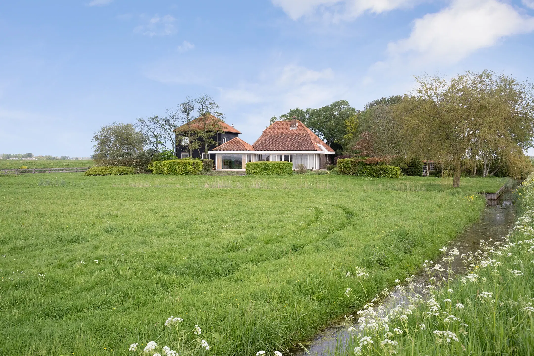 Stierop 1, De Woude