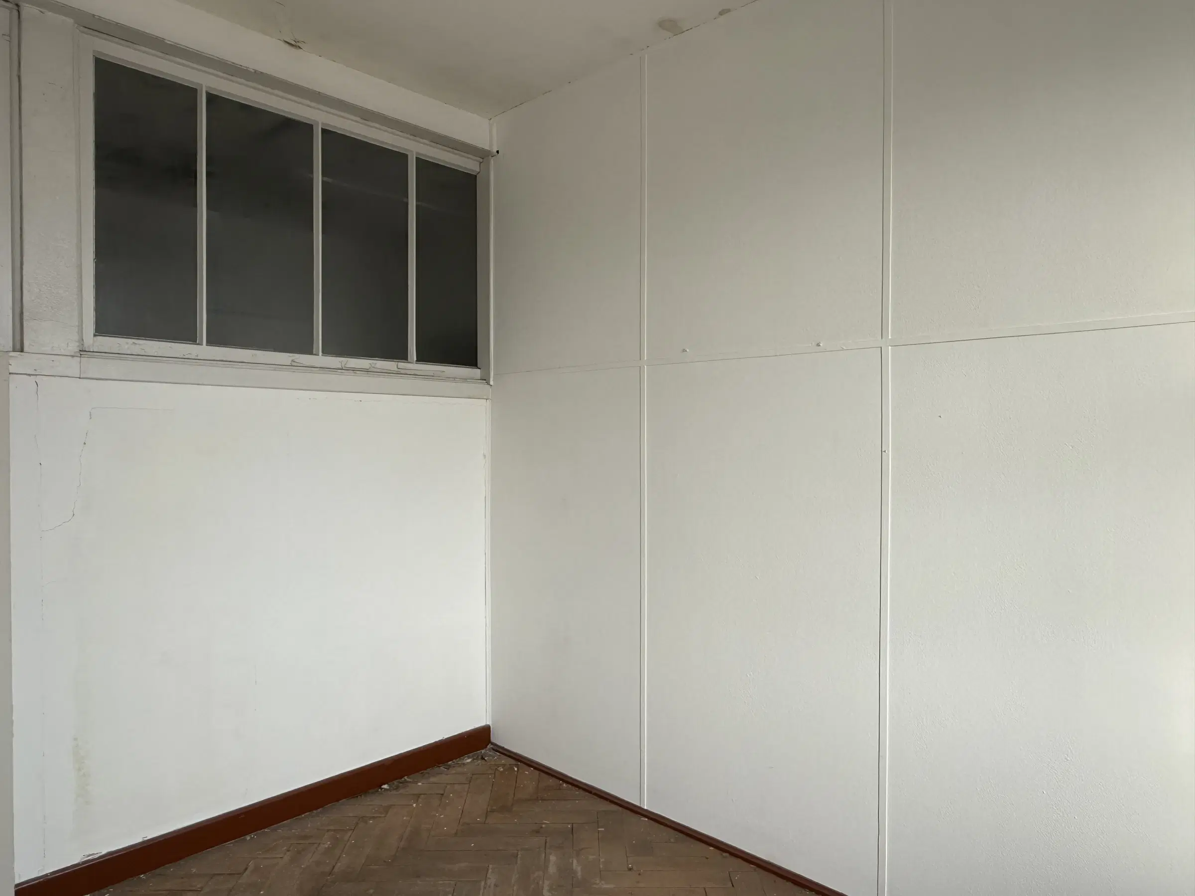 Voormalige textielfabriek op perceel van 5.493 m² - Walddorf- Duitsland
