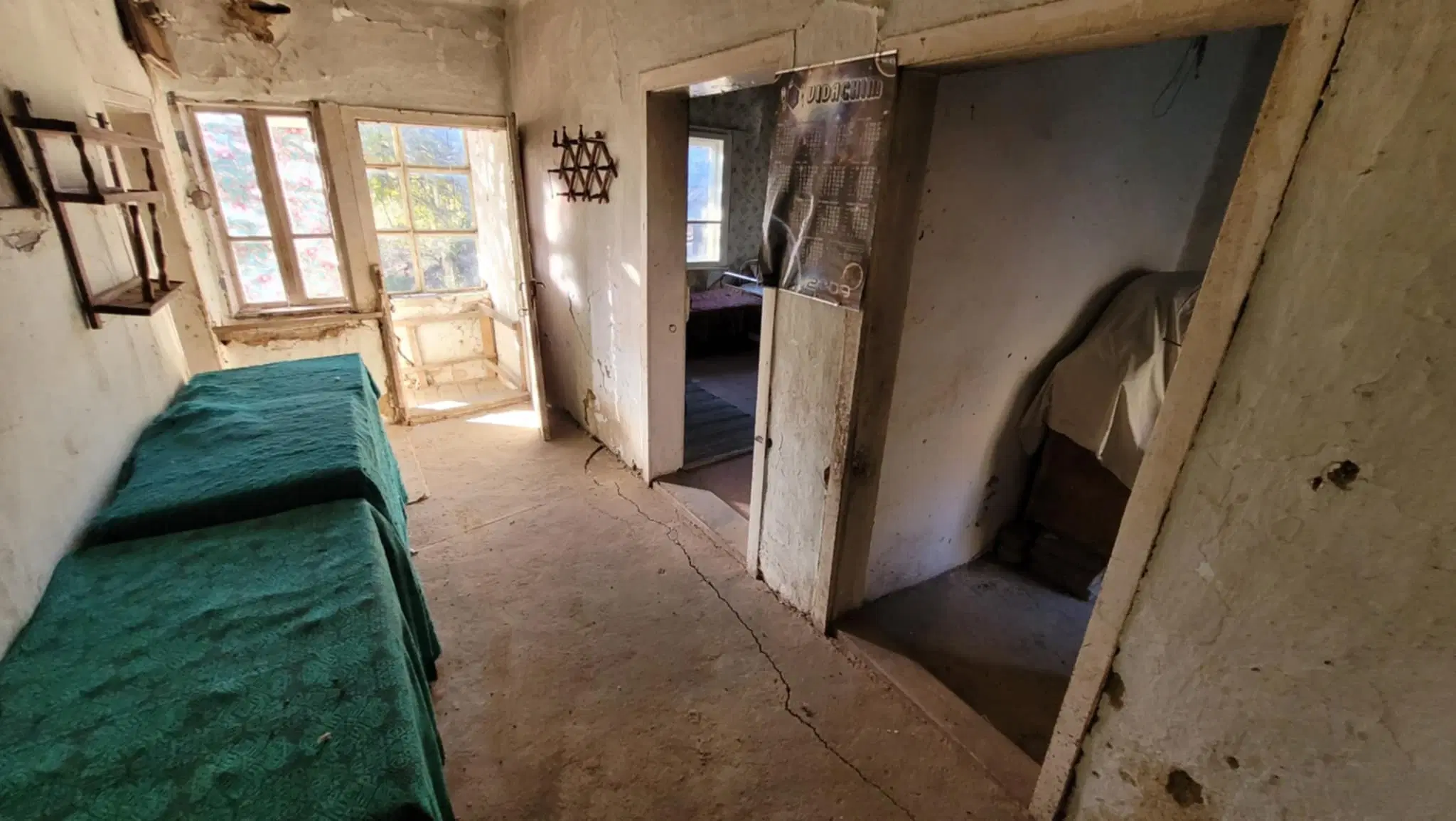 Huis met een perceel van 3.995 m² en bijgebouwen in Kosta Perchevo - Bulgarije