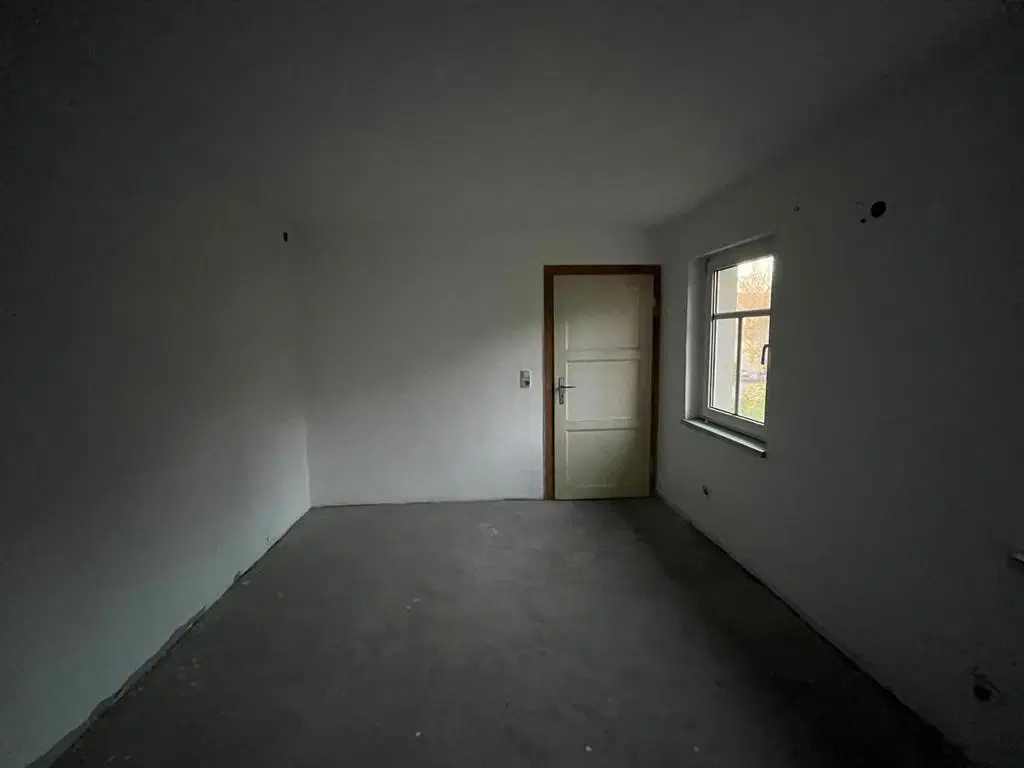 PARTNERVEILING - Vrijstaande woning te Zeitz - Duitsland